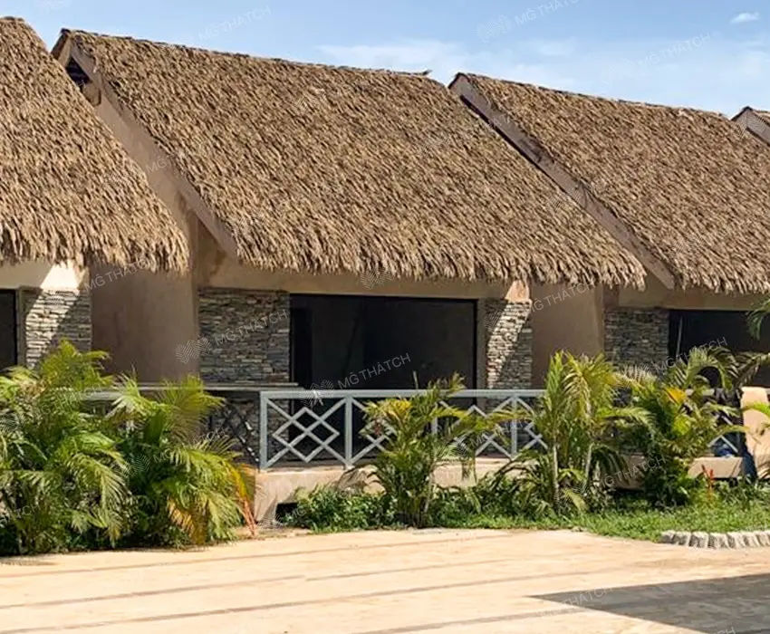 Casas de vacaciones en Costa de Marfil - Cabañas con techo de palma sintética